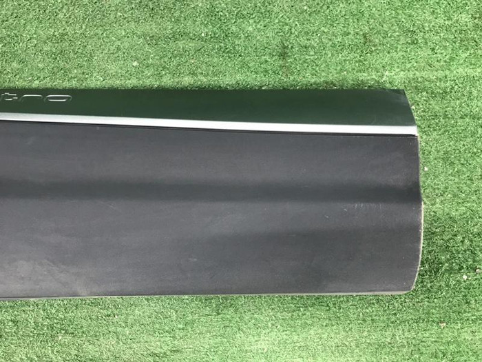 Накладка двери задняя правая Audi Q7 2 (2015-н.в.)