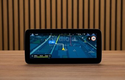 Магнитола для Mercedes-Benz E W212 2015-2016 NTG 5.0/5.1 - Radiola RDL-7705-L монитор 10.25" на Android 13, 8+128Гб, CarPlay, 4G SIM-слот