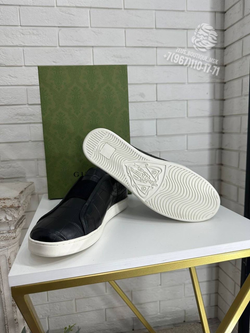 Кеды Gucci из кожи крокодила