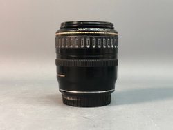 Canon EF 28-105mm 3.5-4.5 USM скол на задней линзе