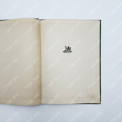 Пушкин А.С. Сказка о мертвой царевне и о семи богатырях. М.; Л., Academia. 1937.