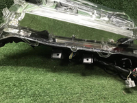Фара левая Toyota Land Cruiser 200 (2015-2021) LED