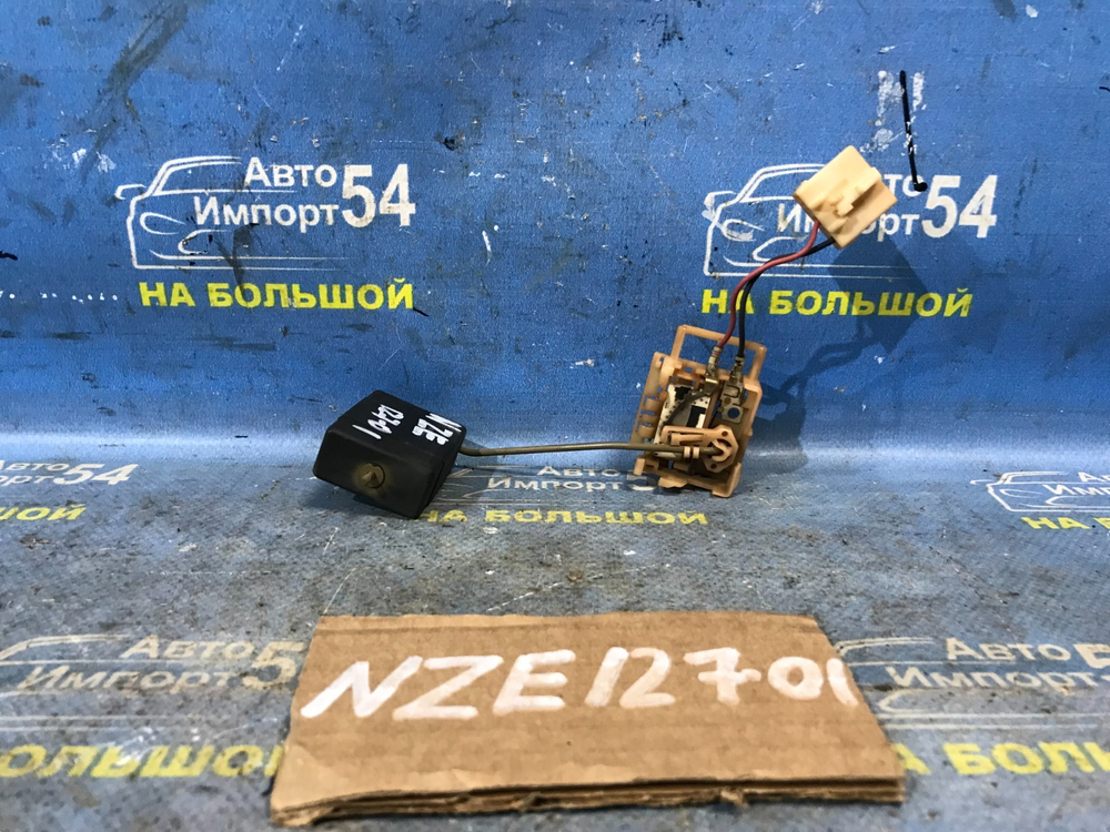 Датчик уровня топлива TOYOTA WILL VS 2002