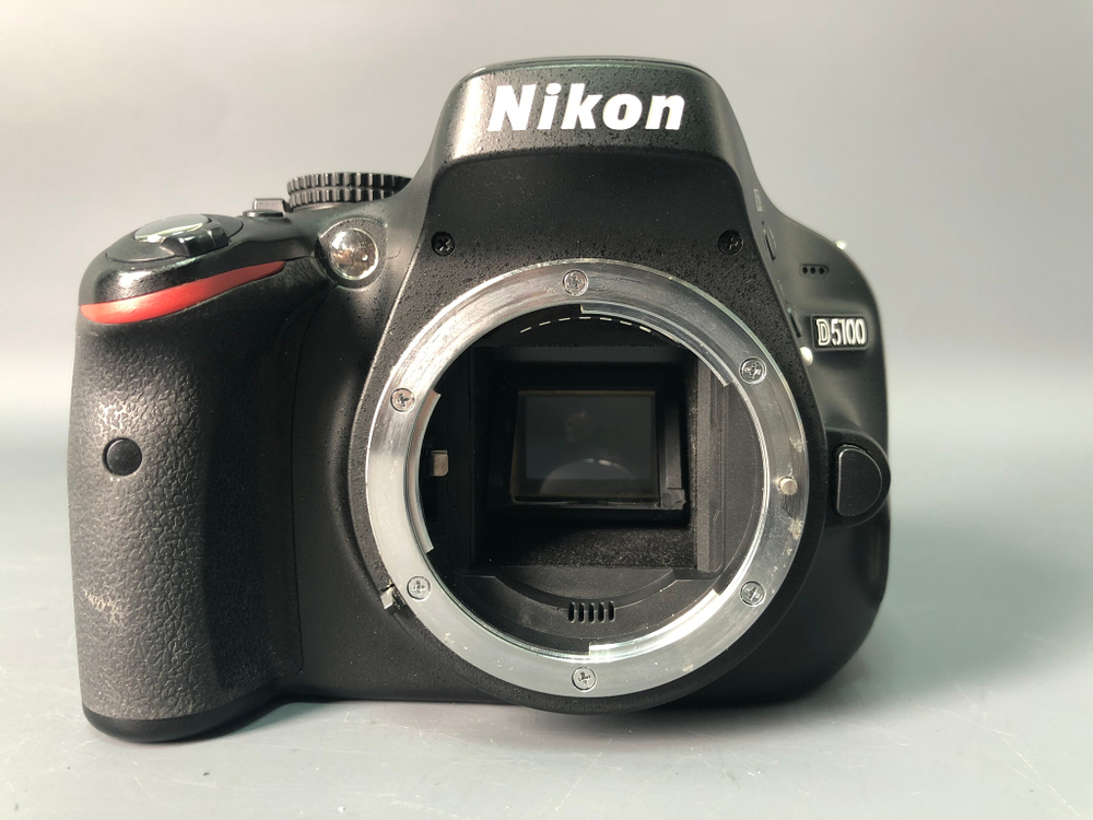Nikon D5100, 23115 кадров пробега+Nikon AF-S Nikkor 18-55 3.5-5.6G VR