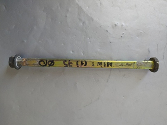 ось крепления двигателя yamaha mint 1YU ямаха минт М10 (1)