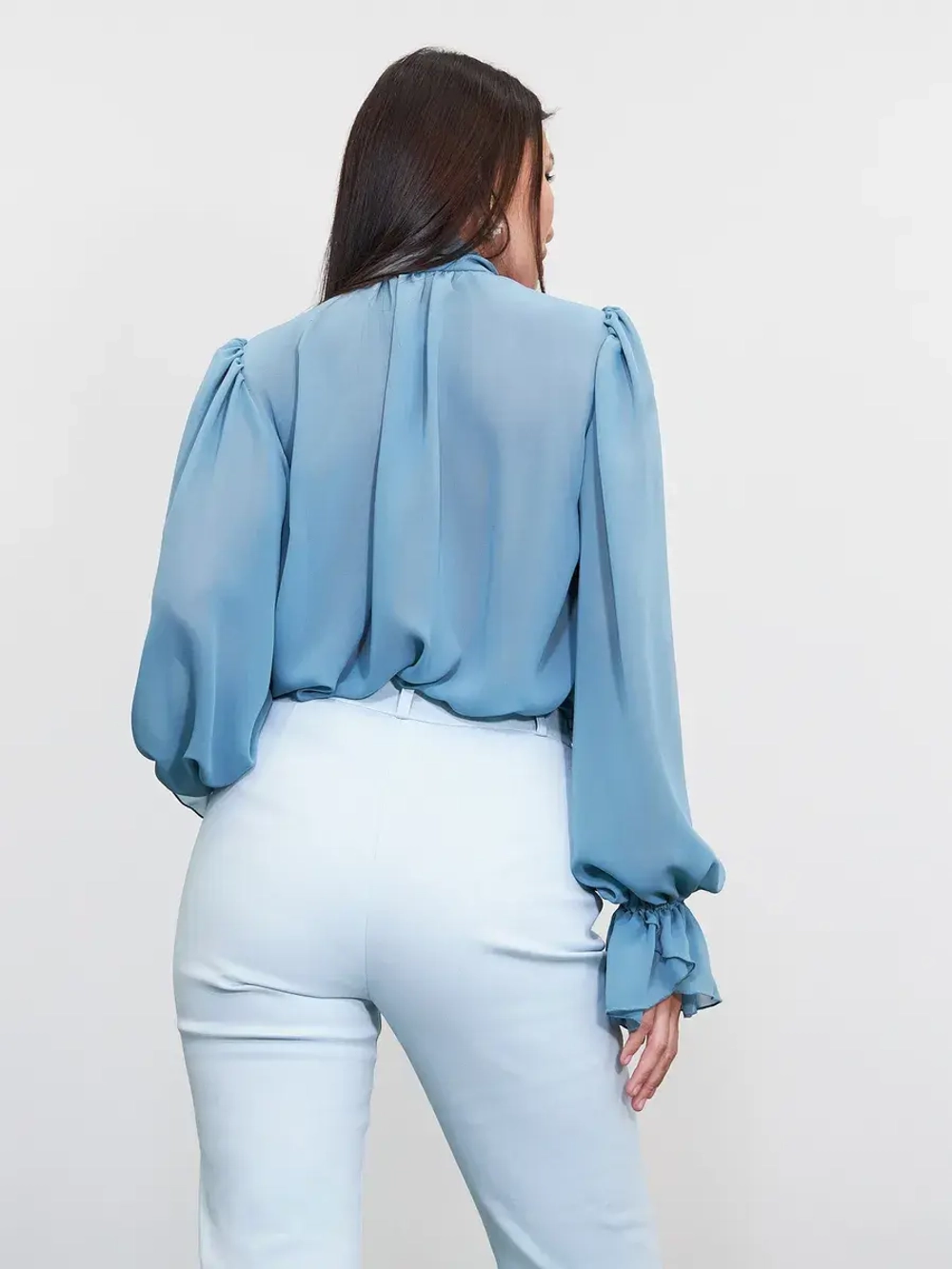 Блузка нарядная шифоновая