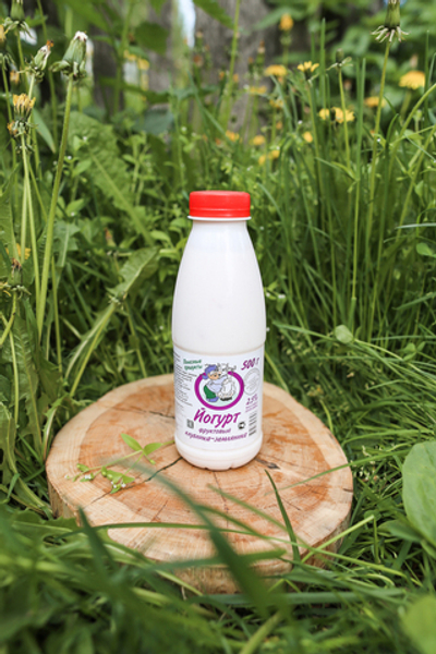 Йогурт фруктовый 1,5% питьевой клубника 0,3