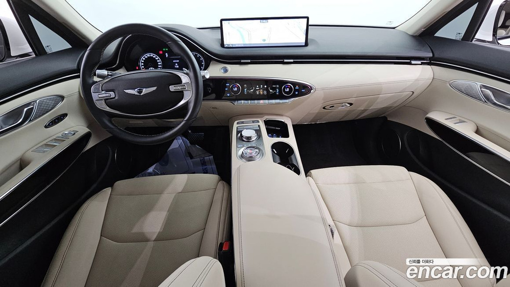 Genesis GV70 2.5T Бензин 2WD (04.2021)