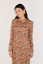 Платье силуэтное