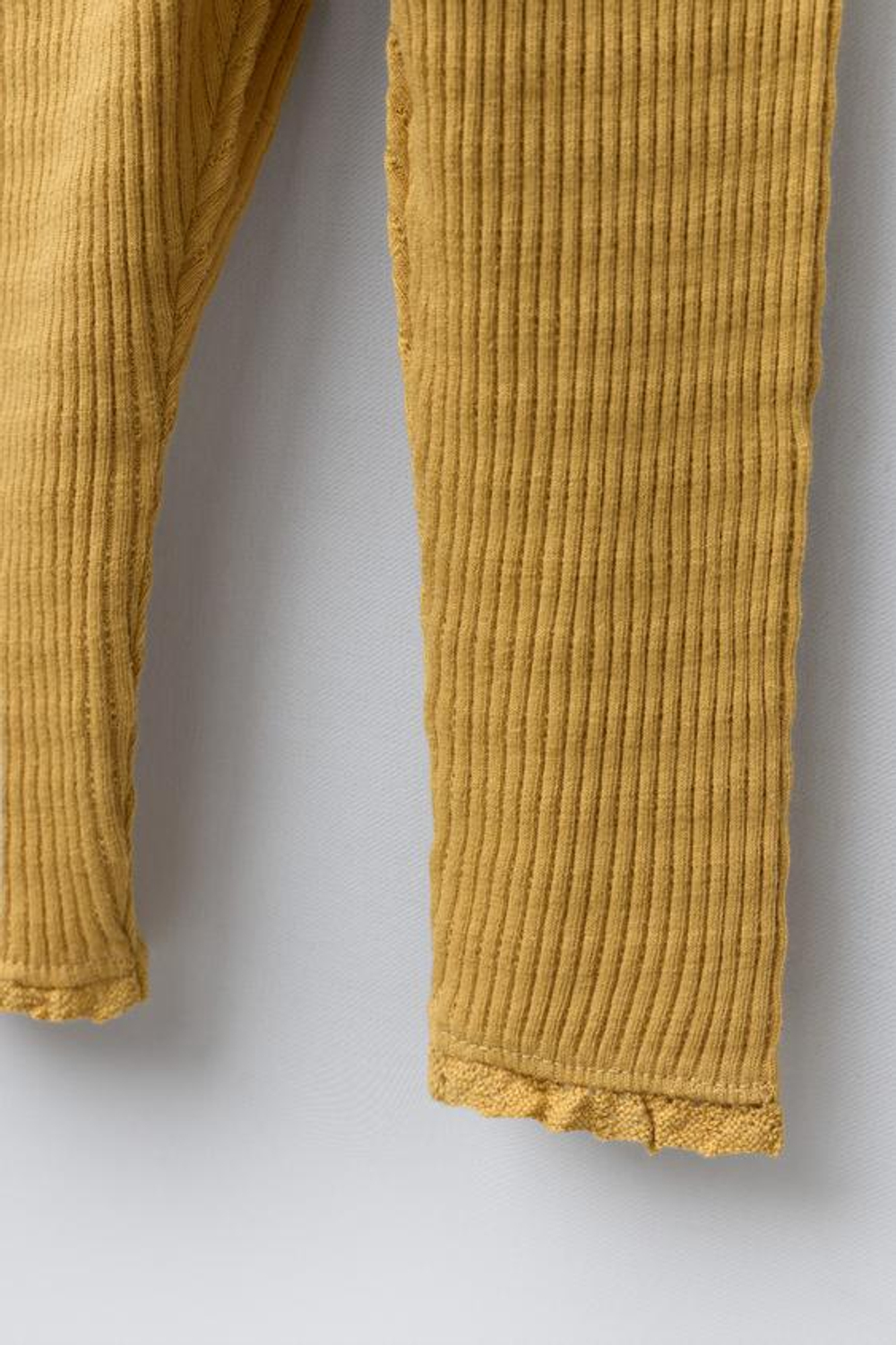 ZARA КОМПЛЕКТ ИЗ БОДИ И ЛЕГИНСОВ С КРУЖЕВОМ, ОХРА