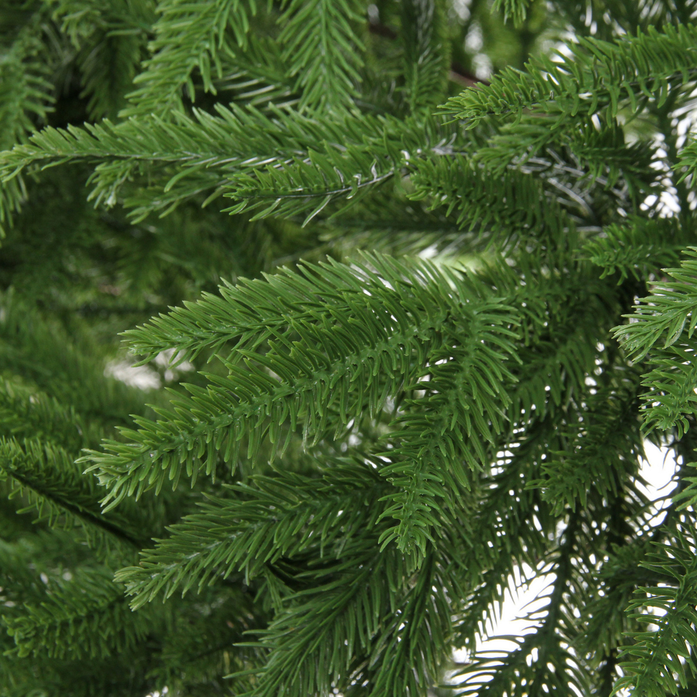 Ёлка «Версальская» 210 см резина (1183 веток)