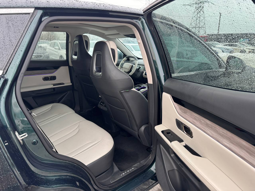 JETOUR Dashing 1.6T DCT Luxury 190,35 л.с.
