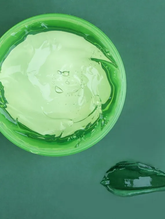 Смягчающий гель FarmStay многофункциональный с экстрактом алоэ вера, 300 мл