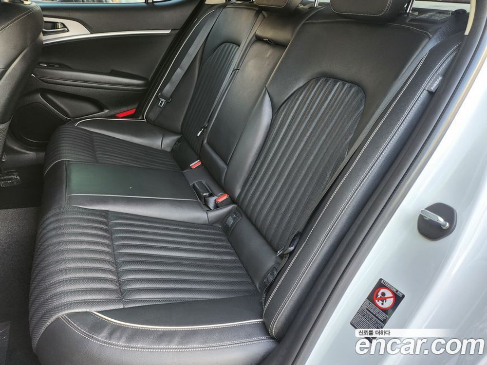 Genesis G70 2.0T AWD (08.2020)