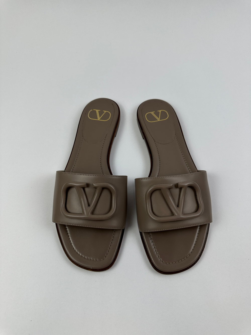 Шлепки Valentino