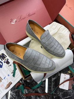 Лоферы Loro Piana кожи крокодила