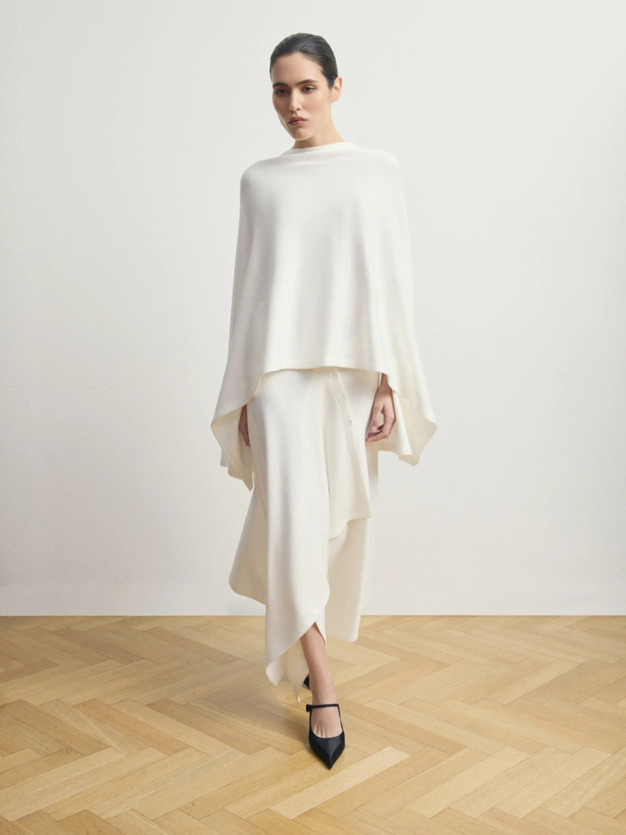 Пончо «Soft Flow» молочный