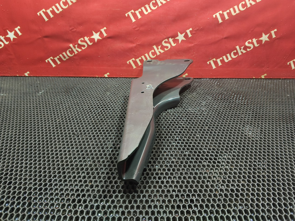 Кронштейн кабины левый 2019г