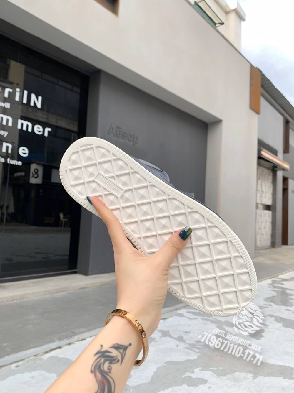 Кроссовки Valentino