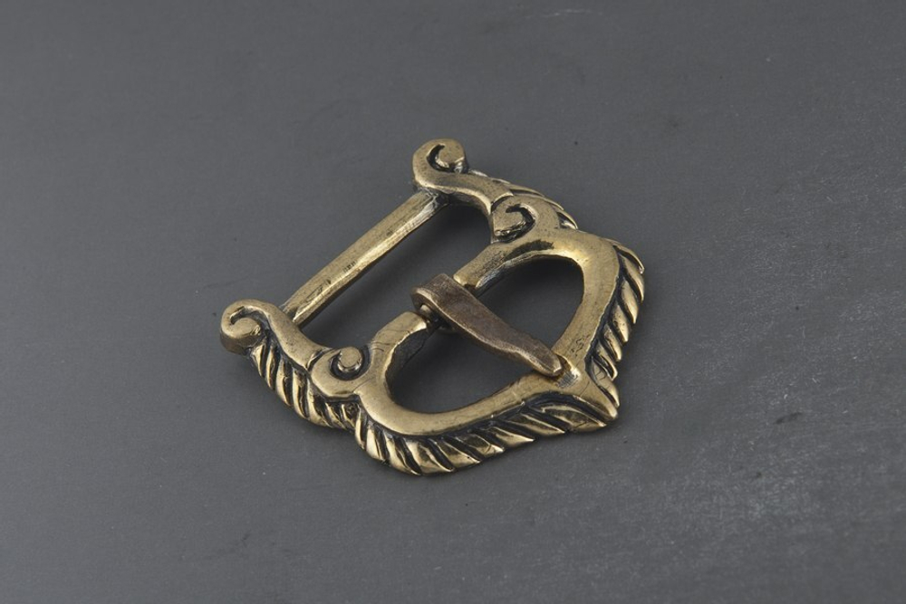 Пряжка. Венгры, 10 век.