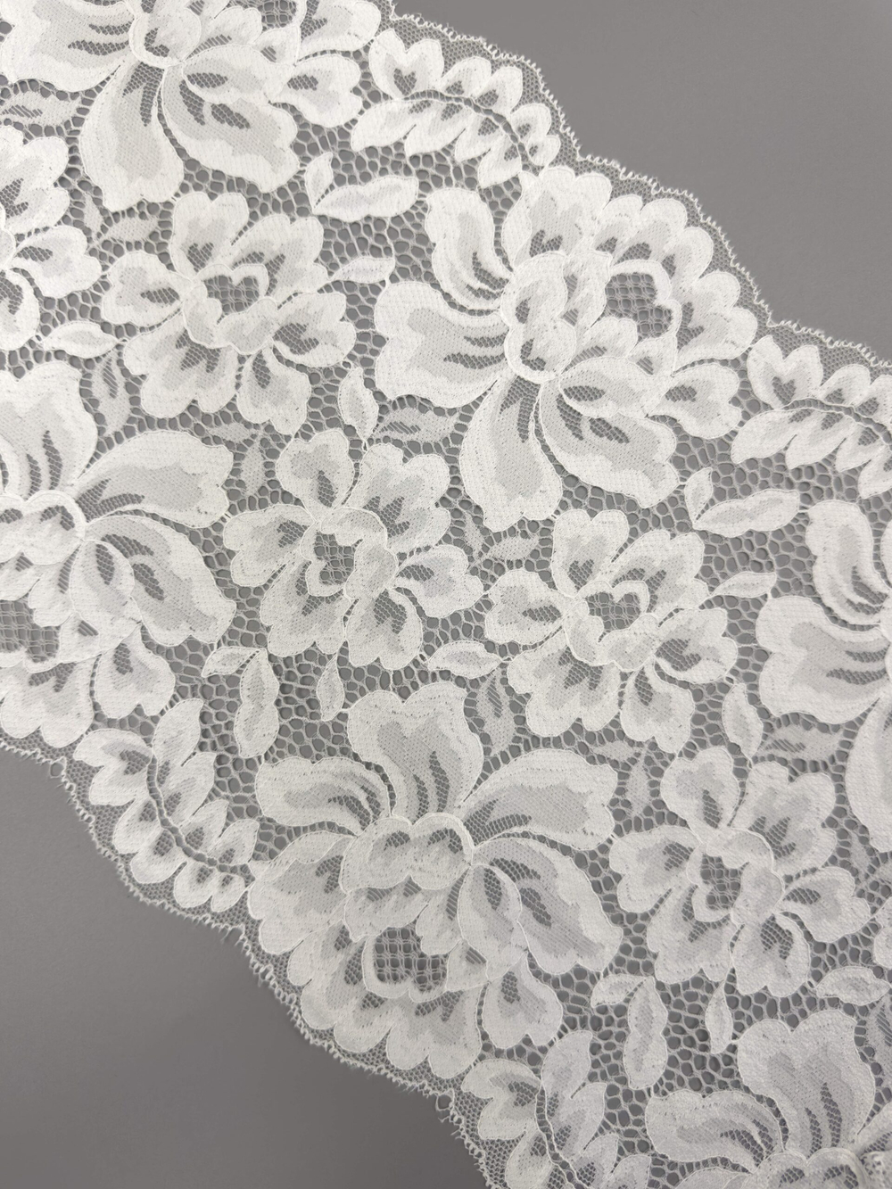 Эластичное кружево теплое белое ширина 22 см