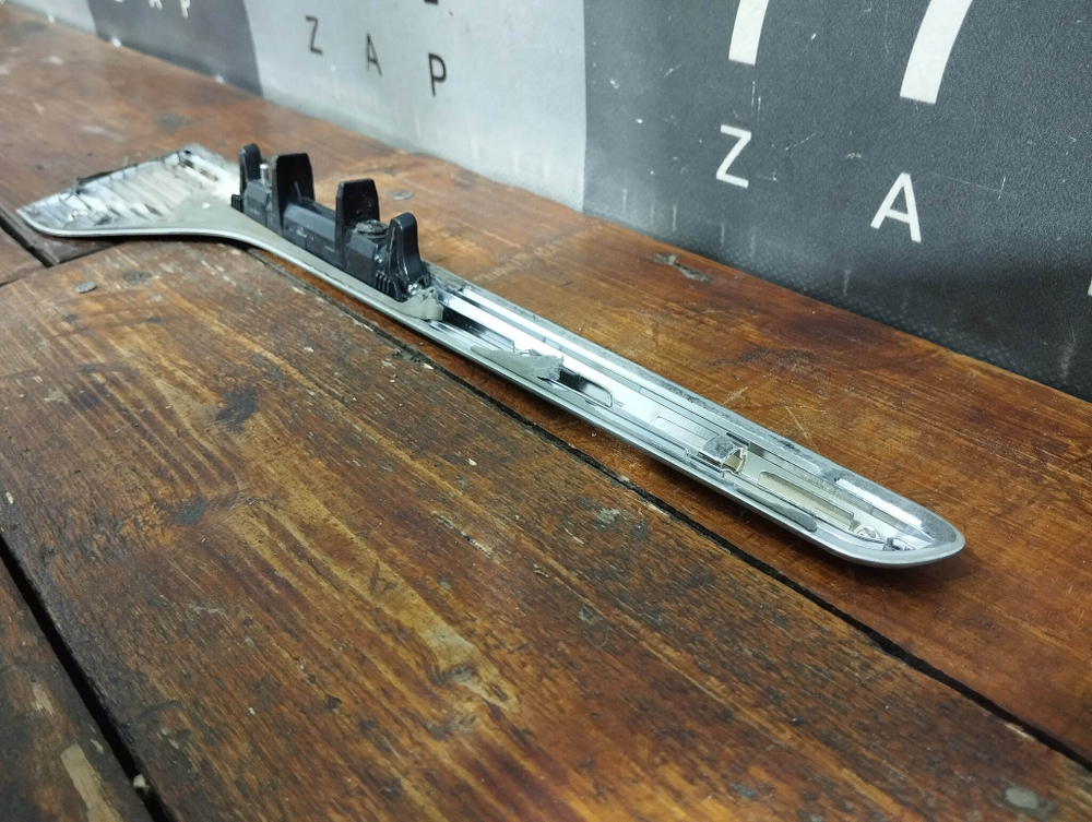 Молдинг двери передней правой Kia Sorento 4 (MQ4) 20-нв Б/У Оригинал 877G4P2000