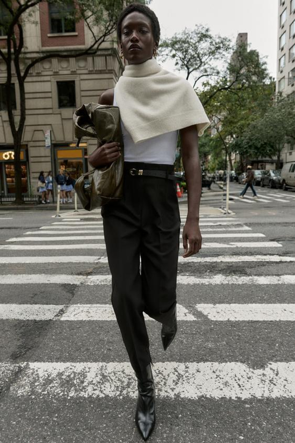 ZARA БРЮКИ С ВЫСОКОЙ ПОСАДКОЙ И РЕМНЕМ, ЧЕРНЫЙ