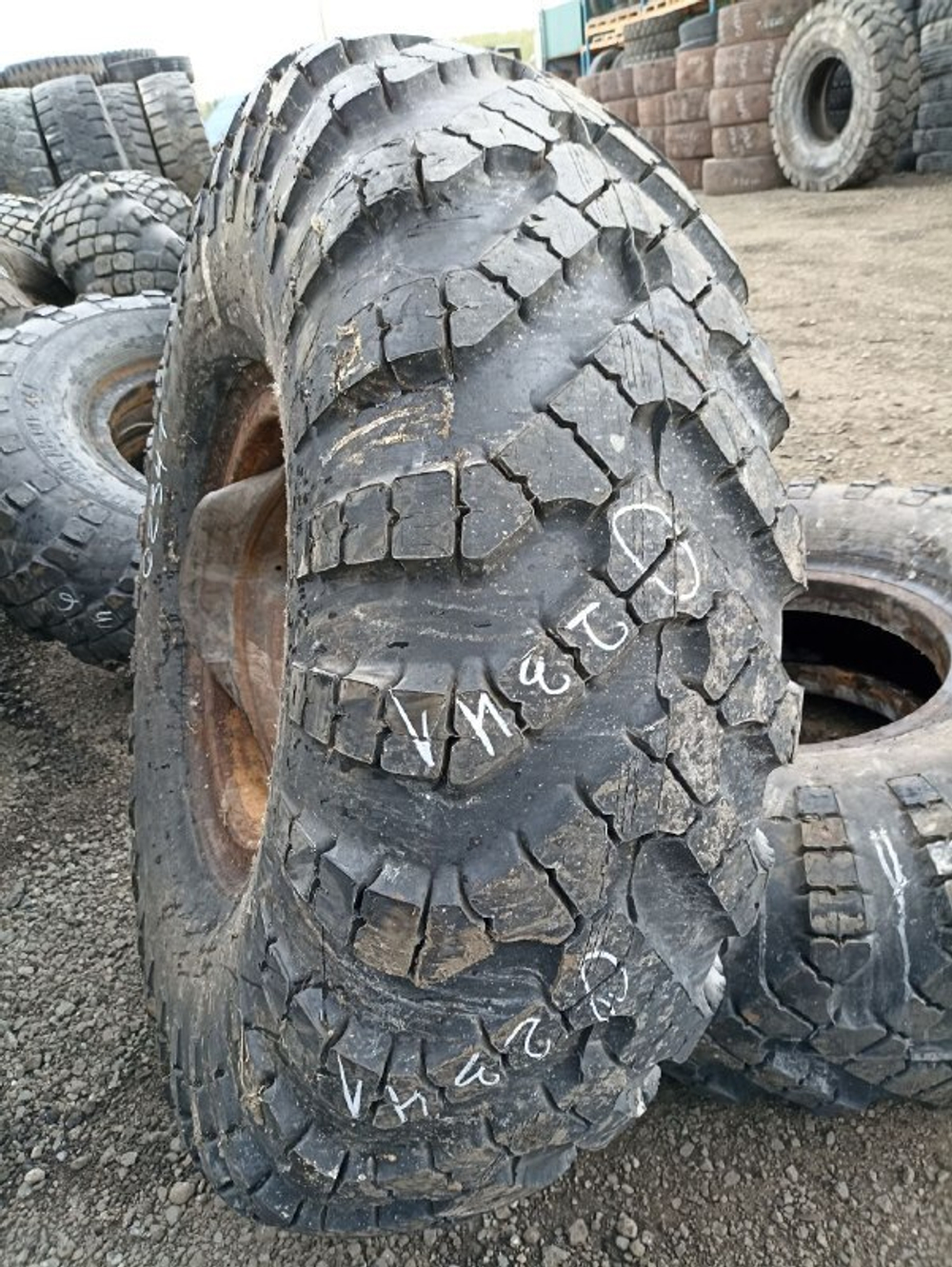 18.00-24 (500-610) Ураган И-170 шина б/у