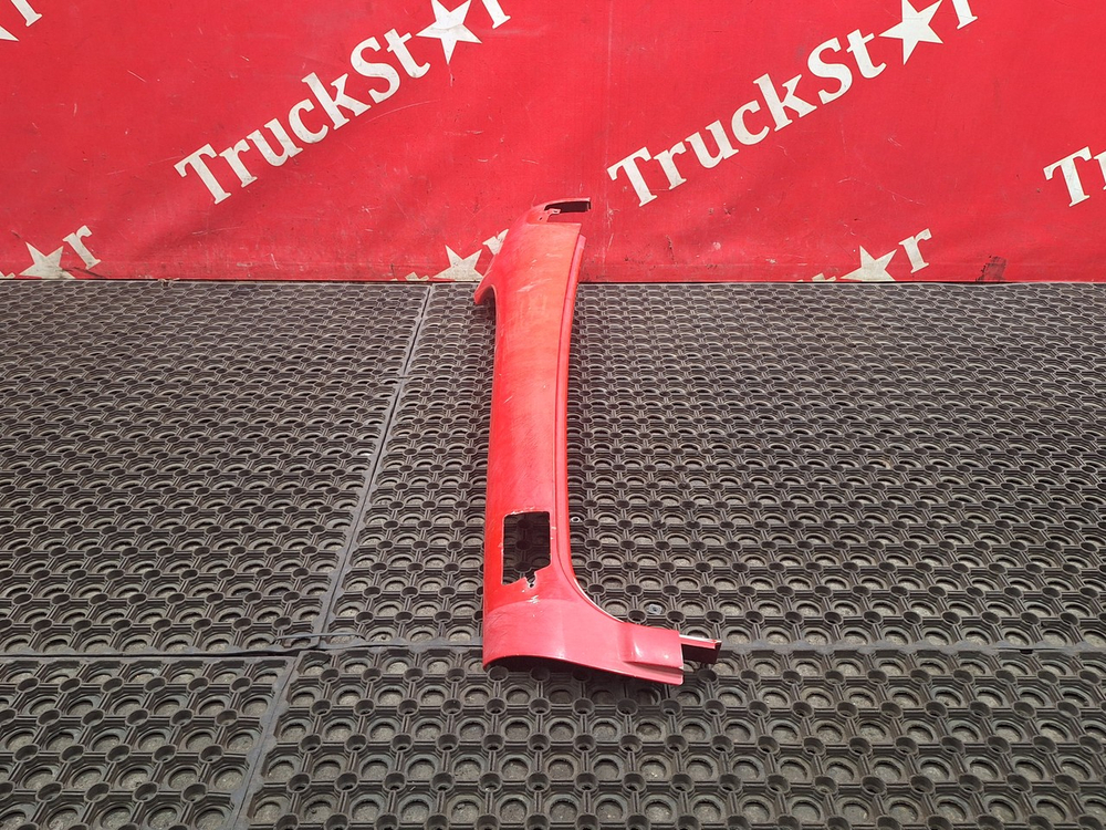 Накладка стойки лобового стекла правая 2023г.