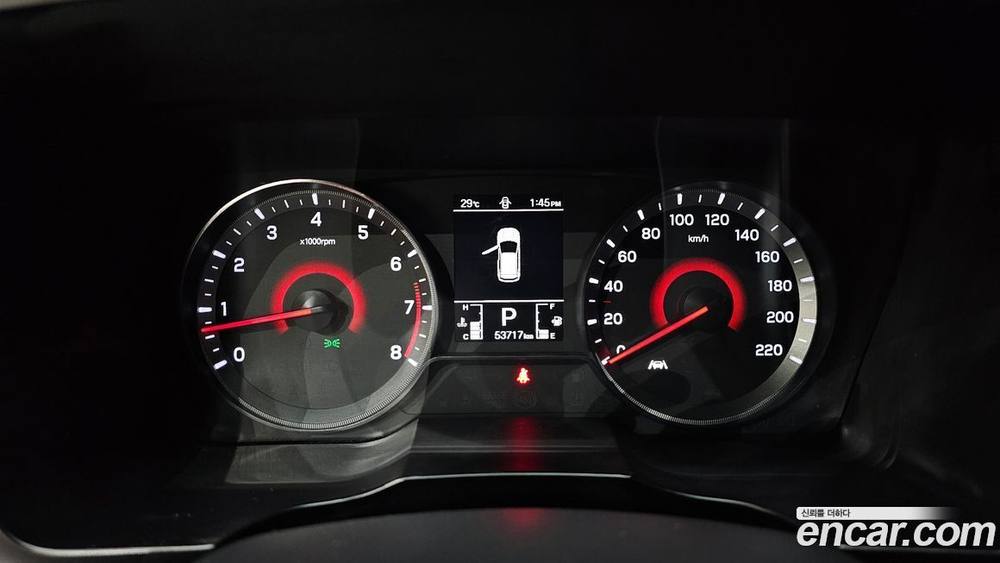 KG Mobility (Ssangyong) Very New Tivoli Бензин 1.5 2WD (10.2020)