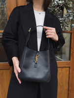 Saint Laurent LE 5 À 7 SUPPLE