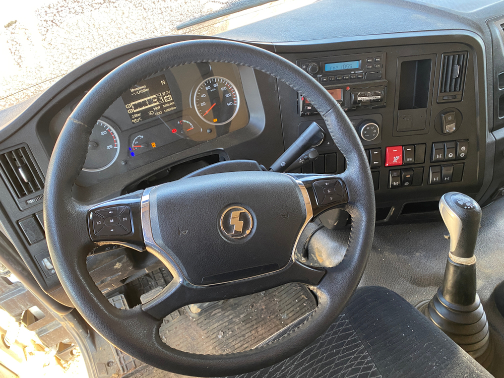 Shacman (Shaanxi) SX* 6x6 Самосвал SX32586T385 (Дизельный, 11,6 л, 369 л.с., МТ)