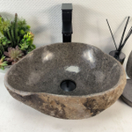 Раковина из речного камня RS-65278 41*32*15 0861