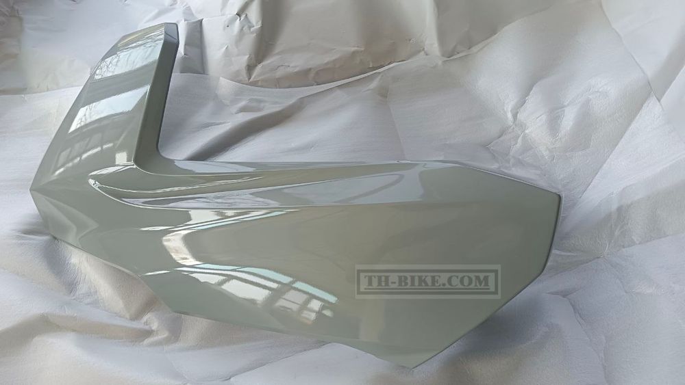 64501-K1B-T20ZK. COVER, R. FR. SIDE (WOL) *NHC53P*. HONDA