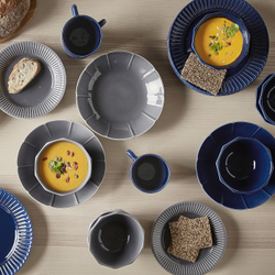 IKEA STRIMMIG  (ИКЕА СТРИММИГ)  -  Глубокая тарелка, керамогранит серый, 23 см