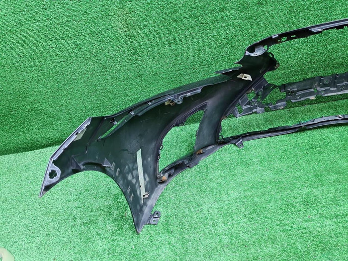 Бампер передний Lexus LS 5 (2017-2021)