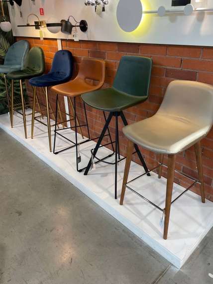 Барный стул Angel Cerda 4044, серая экокожа, орех