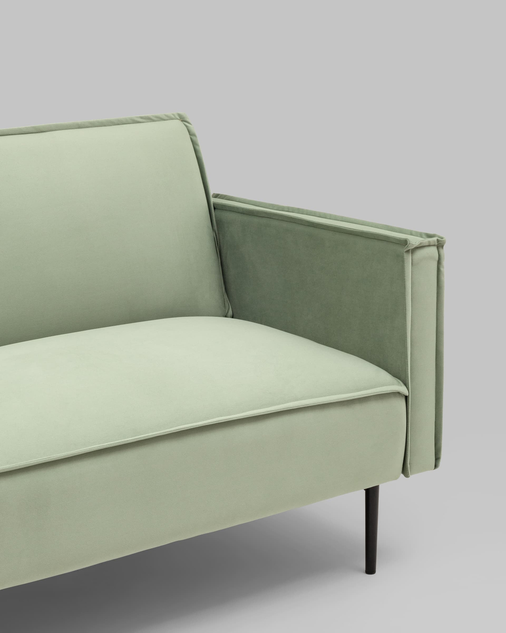 Диван прямой Кассель велюр светло-салатовый