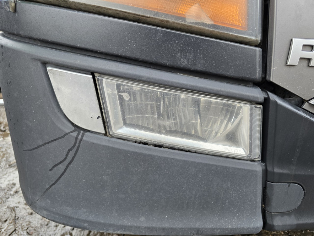 Фара противотуманная правая 2020г