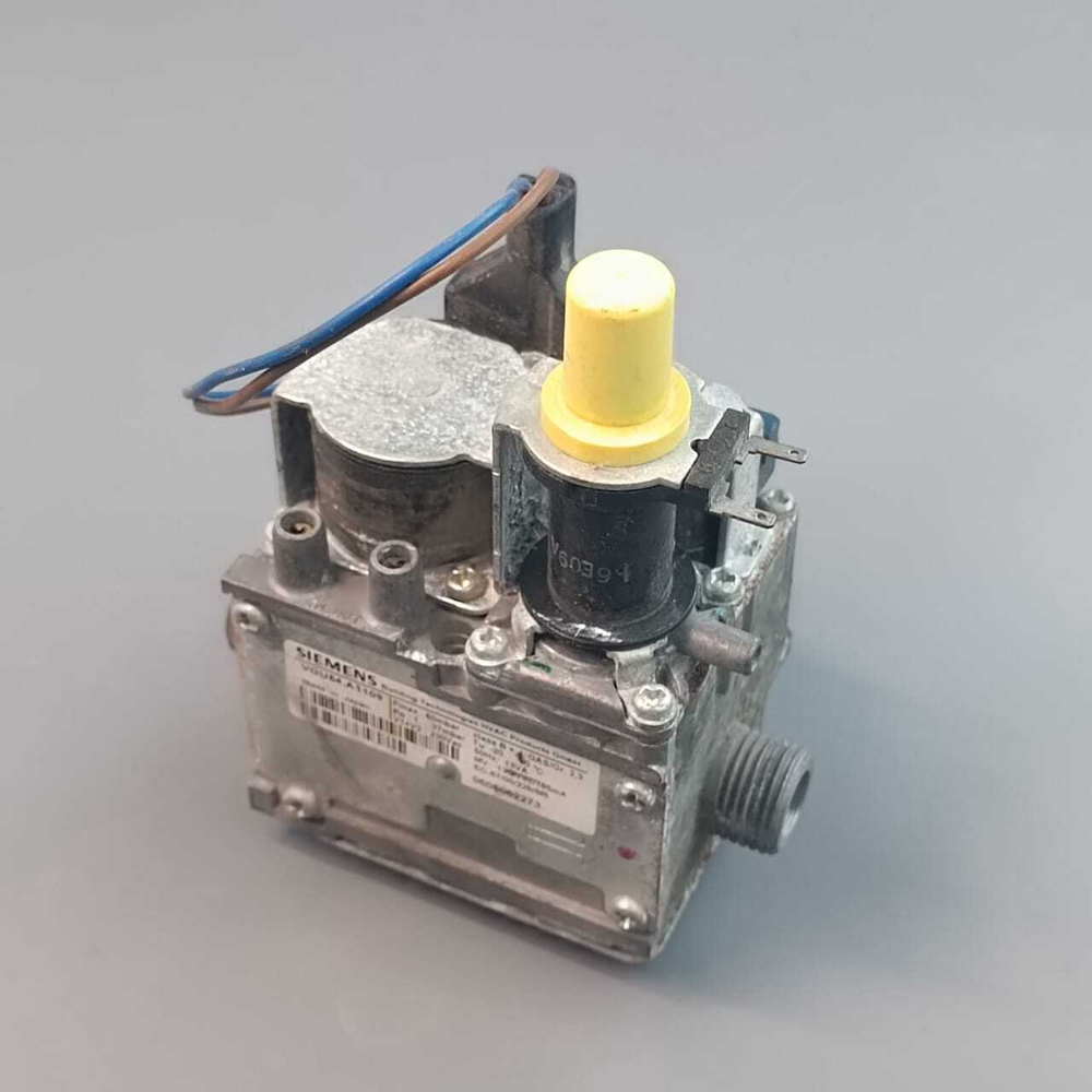 Б/У Газовый клапан Siemens VGU54.A1109 G 1/2 для котлов FERROLI арт. 39812191