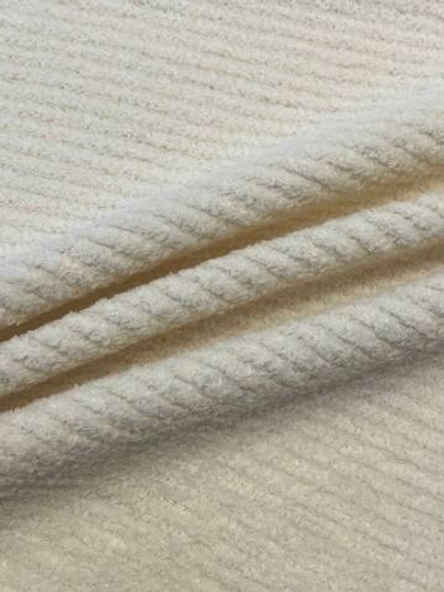 Шерсть с шелком, п/а и эластаном Burberry сливочная в полоску