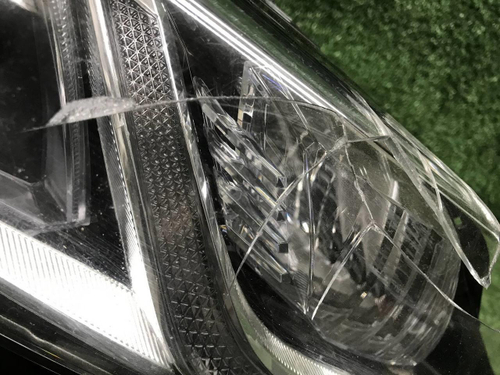 Битая Фара правая Toyota Camry xv70 (17-нв) LED