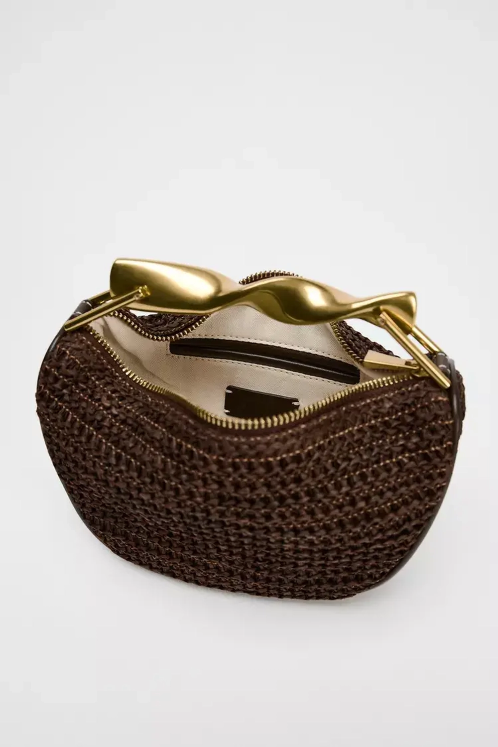 ZARA НЕБОЛЬШАЯ СУМКА С МЕТАЛЛИЧЕСКОЙ РУЧКОЙ, ШОКОЛАДНЫЙ