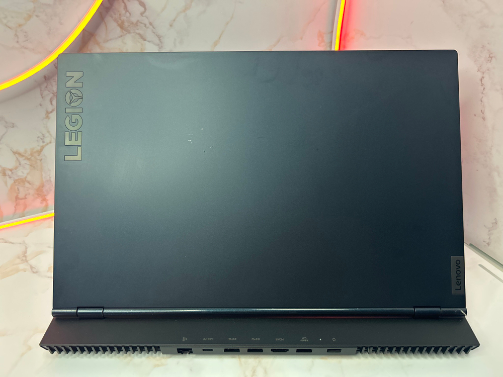 Ноутбук Lenovo Legion 5 15ACH6H (82JU005ERK) 15.6"/AMD Ryzen 7 5800H/RAM 16GB/SSD 1024GB/GeForce RTX 3070 8GB/1920*1080/IPS 165Hz/DOS/Подсветка кл-ры: LED/черный