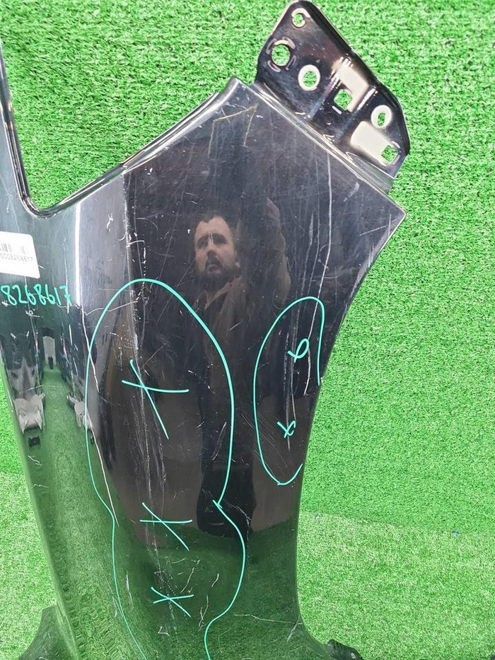 Крыло переднее правое Toyota LC 200 (2015-2021)