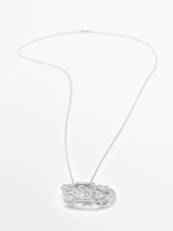 Massimo Dutti Ожерелье с кружевной подвеской, серебряный
