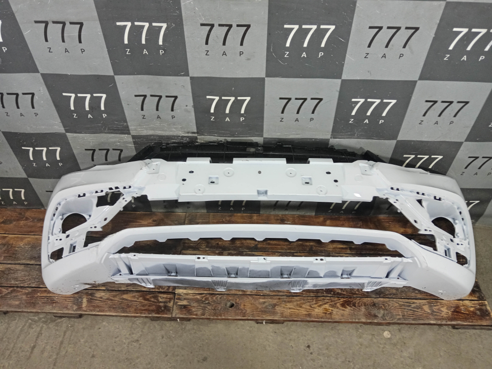 Бампер передний LADA Vesta 22-нв Б/У Оригинал 8450040054