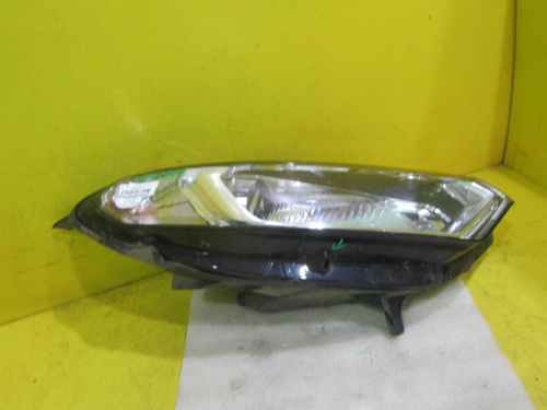 Битая Фара правая Ford EcoSport (2012-2018) галоген