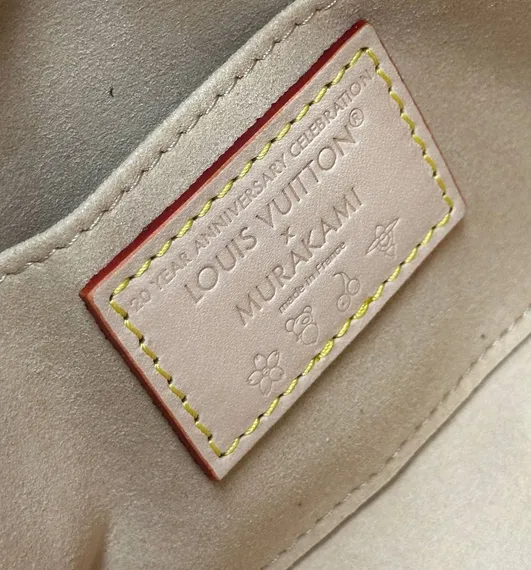 Косметичка Louis Vuitton Necessaire de Cosmeticos