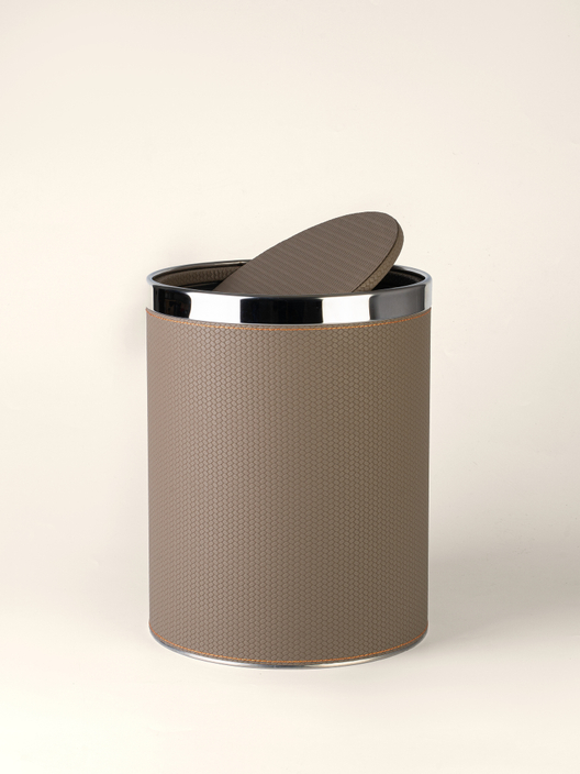 Ведро с крышкой коричневое